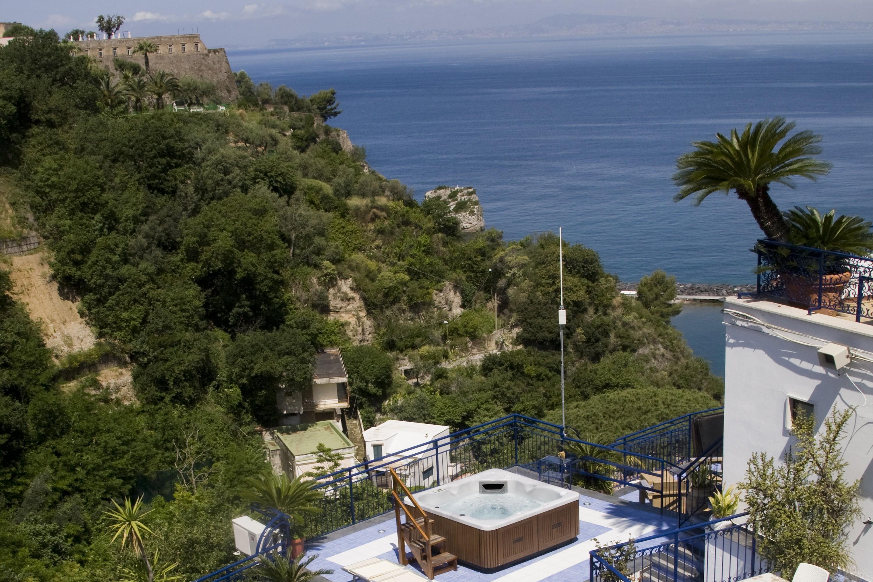 Hotel Oriente Vico Equense Exteriör bild